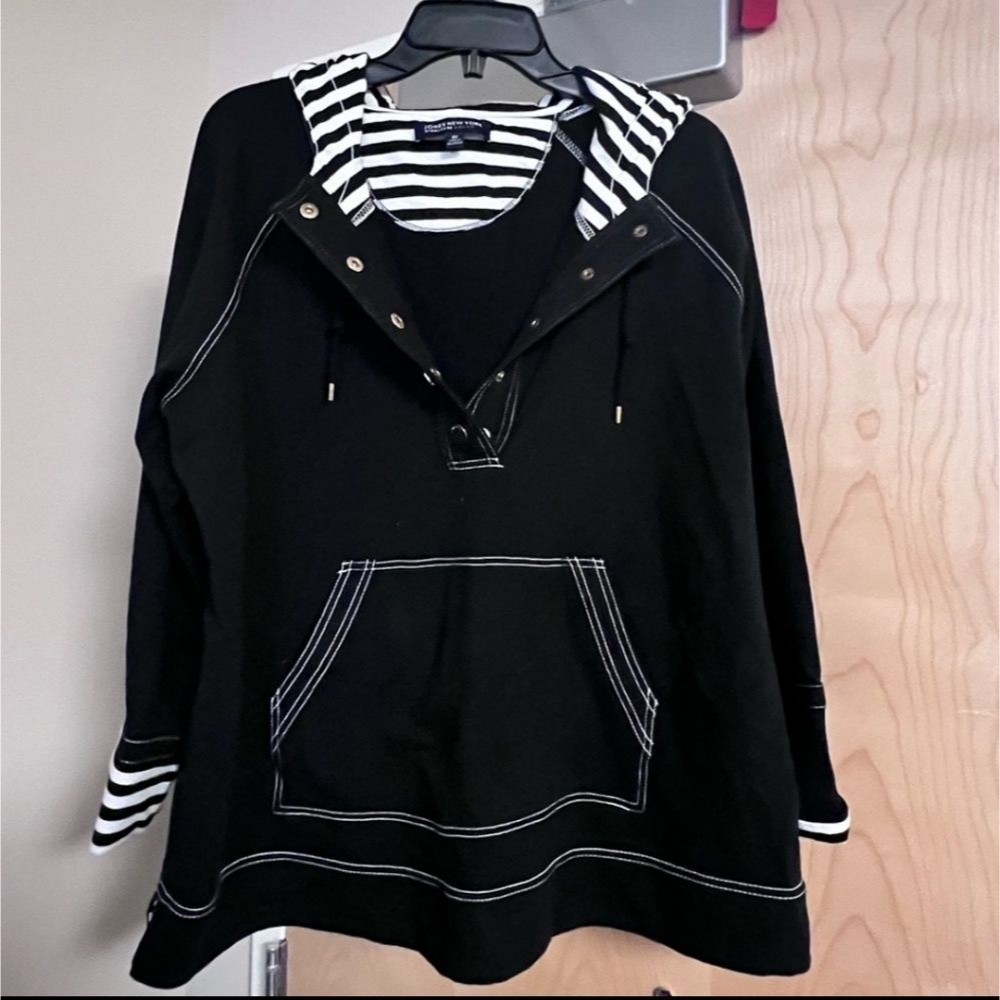 Previously Loved Jones Ny Hoodie
